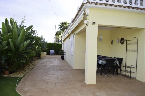 Villa in Denia zu verkaufen, Woongedeelte 121 m², Klimaanlage, Grondstuk 623 m², 4 Slaapkamers, 2 Badkamers, Pool, ref.: CO-C25935-8