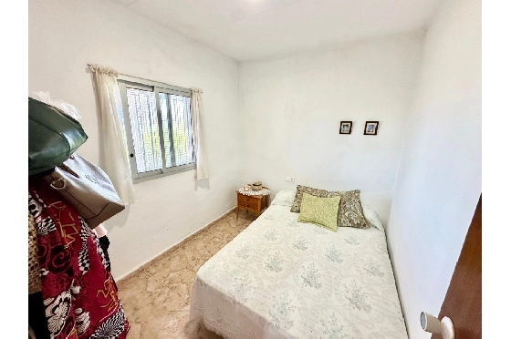 Finca in Pego zu verkaufen, Woongedeelte 45 m², Bouwjaar 1985, + Ofen, Klimaanlage, Grondstuk 4600 m², 2 Slaapkamers, 1 Badkamers, Pool, ref.: O-V94614-12