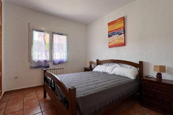 Villa in Els Poblets zu verkaufen, Woongedeelte 125 m², Bouwjaar 2004, Zustand gepflegt, + KLIMA, Klimaanlage, Grondstuk 400 m², 3 Slaapkamers, 3 Badkamers, Pool, ref.: RG-0525-11