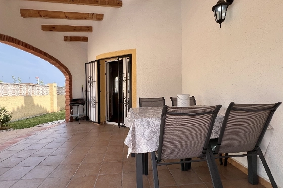 Villa in Els Poblets zu verkaufen, Woongedeelte 125 m², Bouwjaar 2004, Zustand gepflegt, + KLIMA, Klimaanlage, Grondstuk 400 m², 3 Slaapkamers, 3 Badkamers, Pool, ref.: RG-0525-3