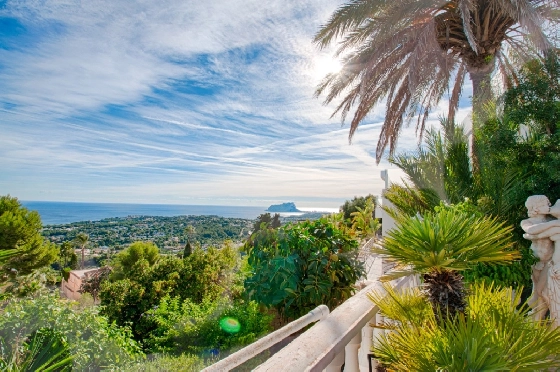 Villa in Moraira zu verkaufen, Woongedeelte 300 m², Bouwjaar 1984, Klimaanlage, Grondstuk 1615 m², 3 Slaapkamers, 2 Badkamers, Pool, ref.: AM-12279DA-10