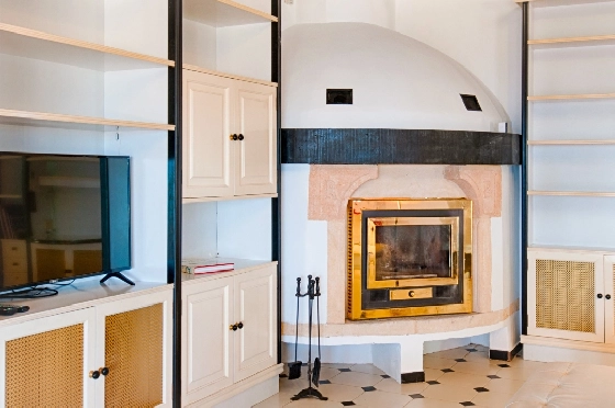 Villa in Moraira zu verkaufen, Woongedeelte 300 m², Bouwjaar 1984, Klimaanlage, Grondstuk 1615 m², 3 Slaapkamers, 2 Badkamers, Pool, ref.: AM-12279DA-32