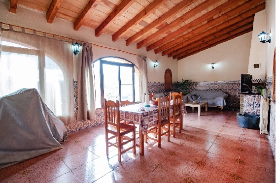 Finca in Benissa zu verkaufen, Woongedeelte 212 m², Bouwjaar 1978, Klimaanlage, Grondstuk 2640 m², 4 Slaapkamers, 1 Badkamers, Pool, ref.: AM-12447DR-12