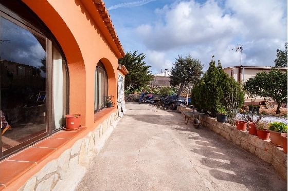 Finca in Benissa zu verkaufen, Woongedeelte 212 m², Bouwjaar 1978, Klimaanlage, Grondstuk 2640 m², 4 Slaapkamers, 1 Badkamers, Pool, ref.: AM-12447DR-6