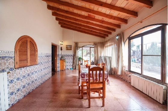 Finca in Benissa zu verkaufen, Woongedeelte 212 m², Bouwjaar 1978, Klimaanlage, Grondstuk 2640 m², 4 Slaapkamers, 1 Badkamers, Pool, ref.: AM-12447DR-7