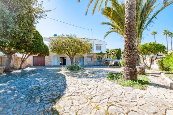 Villa in Benissa(La Fustera) zu verkaufen, Woongedeelte 312 m², Bouwjaar 1978, Klimaanlage, Grondstuk 2669 m², 6 Slaapkamers, 2 Badkamers, Pool, ref.: AM-12452DA-20