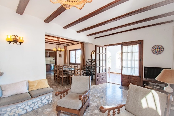 Villa in Benissa(La Fustera) zu verkaufen, Woongedeelte 312 m², Bouwjaar 1978, Klimaanlage, Grondstuk 2669 m², 6 Slaapkamers, 2 Badkamers, Pool, ref.: AM-12452DA-26