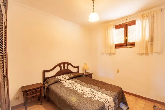 Villa in Benissa(La Fustera) zu verkaufen, Woongedeelte 312 m², Bouwjaar 1978, Klimaanlage, Grondstuk 2669 m², 6 Slaapkamers, 2 Badkamers, Pool, ref.: AM-12452DA-28