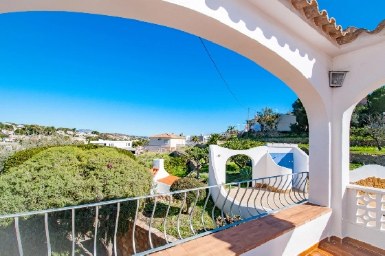 Villa in Benissa(La Fustera) zu verkaufen, Woongedeelte 312 m², Bouwjaar 1978, Klimaanlage, Grondstuk 2669 m², 6 Slaapkamers, 2 Badkamers, Pool, ref.: AM-12452DA-33