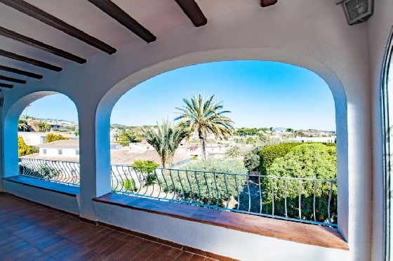 Villa in Benissa(La Fustera) zu verkaufen, Woongedeelte 312 m², Bouwjaar 1978, Klimaanlage, Grondstuk 2669 m², 6 Slaapkamers, 2 Badkamers, Pool, ref.: AM-12452DA-36