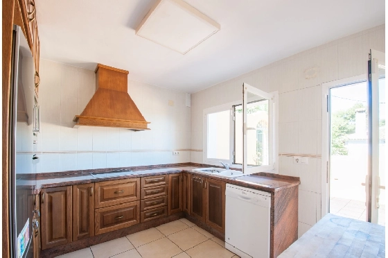 Villa in Javea zu verkaufen, Woongedeelte 318 m², Bouwjaar 1982, Klimaanlage, Grondstuk 1377 m², 4 Slaapkamers, 3 Badkamers, Pool, ref.: AM-12459DA-10