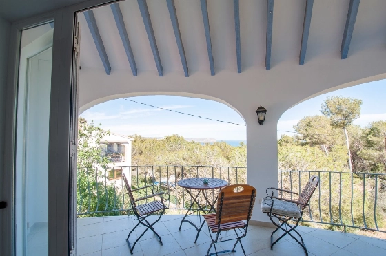 Villa in Javea zu verkaufen, Woongedeelte 318 m², Bouwjaar 1982, Klimaanlage, Grondstuk 1377 m², 4 Slaapkamers, 3 Badkamers, Pool, ref.: AM-12459DA-13