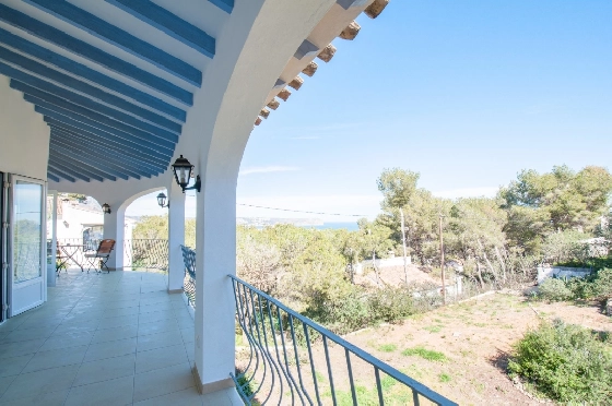 Villa in Javea zu verkaufen, Woongedeelte 318 m², Bouwjaar 1982, Klimaanlage, Grondstuk 1377 m², 4 Slaapkamers, 3 Badkamers, Pool, ref.: AM-12459DA-15