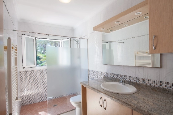 Villa in Javea zu verkaufen, Woongedeelte 318 m², Bouwjaar 1982, Klimaanlage, Grondstuk 1377 m², 4 Slaapkamers, 3 Badkamers, Pool, ref.: AM-12459DA-20