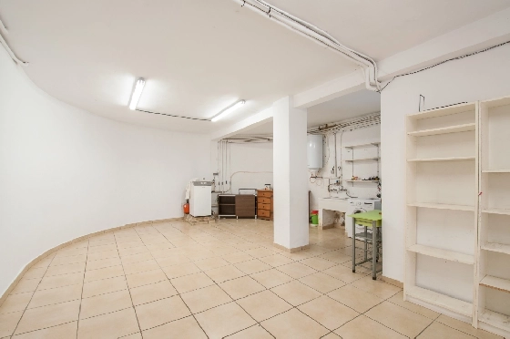 Villa in Javea zu verkaufen, Woongedeelte 318 m², Bouwjaar 1982, Klimaanlage, Grondstuk 1377 m², 4 Slaapkamers, 3 Badkamers, Pool, ref.: AM-12459DA-24