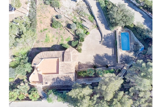 Villa in Javea zu verkaufen, Woongedeelte 318 m², Bouwjaar 1982, Klimaanlage, Grondstuk 1377 m², 4 Slaapkamers, 3 Badkamers, Pool, ref.: AM-12459DA-4