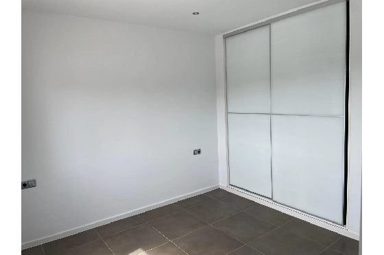 Villa in Moraira zu verkaufen, Woongedeelte 283 m², Bouwjaar 2023, Klimaanlage, Grondstuk 897 m², 3 Slaapkamers, 3 Badkamers, Pool, ref.: AM-12030DA-24