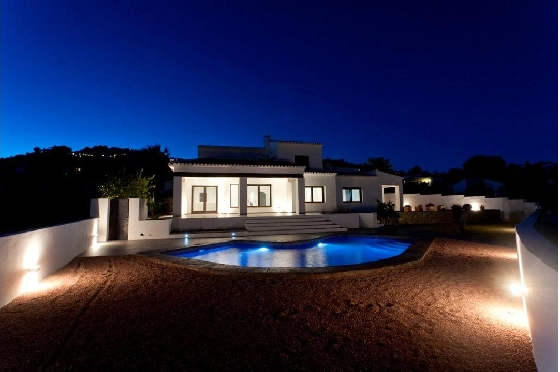 Villa in Moraira zu verkaufen, Woongedeelte 283 m², Bouwjaar 2023, Klimaanlage, Grondstuk 897 m², 3 Slaapkamers, 3 Badkamers, Pool, ref.: AM-12030DA-29