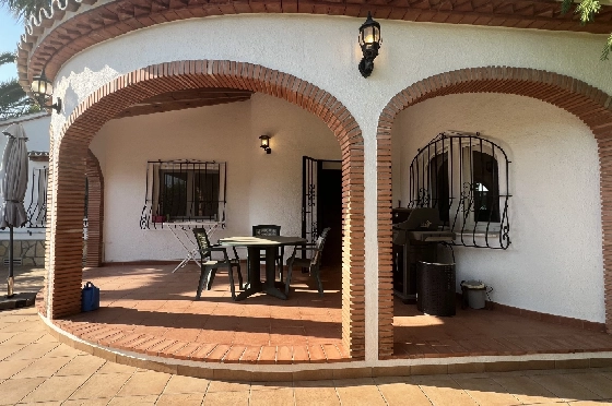 Villa in Els Poblets(Barranquets) zu verkaufen, Woongedeelte 120 m², Bouwjaar 2004, Zustand gepflegt, + Zentralheizung, Klimaanlage, Grondstuk 402 m², 3 Slaapkamers, 2 Badkamers, Pool, ref.: JS-1325-11