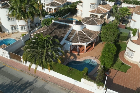 Villa in Els Poblets(Barranquets) zu verkaufen, Woongedeelte 120 m², Bouwjaar 2004, Zustand gepflegt, + Zentralheizung, Klimaanlage, Grondstuk 402 m², 3 Slaapkamers, 2 Badkamers, Pool, ref.: JS-1325-19