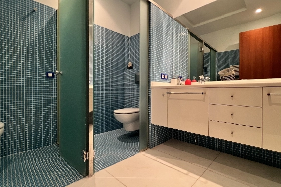 Stadthaus in Pego(Innenstadt) zu verkaufen, Woongedeelte 690 m², Bouwjaar 1930, Zustand gepflegt, + Zentralheizung, Klimaanlage, Grondstuk 305 m², 6 Slaapkamers, 5 Badkamers, ref.: AS-1325-42