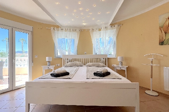 Villa in Els Poblets(Ptda. Revoltes) zu verkaufen, Woongedeelte 234 m², Bouwjaar 2004, Zustand gepflegt, + Zentralheizung, Klimaanlage, Grondstuk 614 m², 4 Slaapkamers, 3 Badkamers, Pool, ref.: AS-1425-20