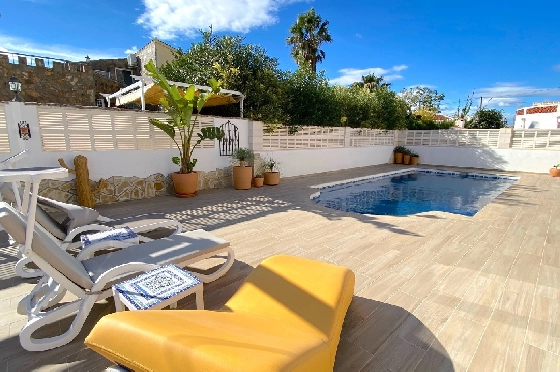 Villa in Els Poblets(Ptda. Revoltes) zu verkaufen, Woongedeelte 234 m², Bouwjaar 2004, Zustand gepflegt, + Zentralheizung, Klimaanlage, Grondstuk 614 m², 4 Slaapkamers, 3 Badkamers, Pool, ref.: AS-1425-4