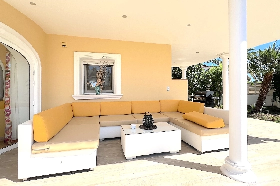 Villa in Els Poblets(Ptda. Revoltes) zu verkaufen, Woongedeelte 234 m², Bouwjaar 2004, Zustand gepflegt, + Zentralheizung, Klimaanlage, Grondstuk 614 m², 4 Slaapkamers, 3 Badkamers, Pool, ref.: AS-1425-45