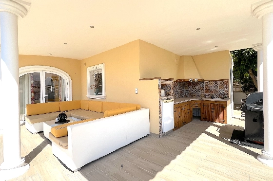 Villa in Els Poblets(Ptda. Revoltes) zu verkaufen, Woongedeelte 234 m², Bouwjaar 2004, Zustand gepflegt, + Zentralheizung, Klimaanlage, Grondstuk 614 m², 4 Slaapkamers, 3 Badkamers, Pool, ref.: AS-1425-6