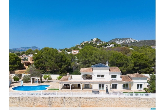 Villa in Moraira zu verkaufen, Woongedeelte 466 m², Bouwjaar 2005, Klimaanlage, Grondstuk 2040 m², 5 Slaapkamers, 5 Badkamers, Pool, ref.: AM-12515DR-11
