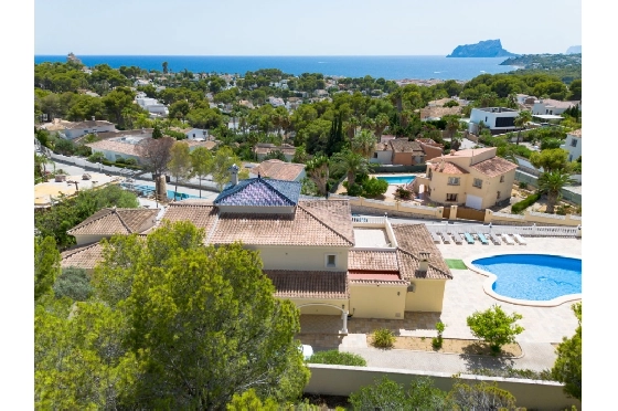 Villa in Moraira zu verkaufen, Woongedeelte 466 m², Bouwjaar 2005, Klimaanlage, Grondstuk 2040 m², 5 Slaapkamers, 5 Badkamers, Pool, ref.: AM-12515DR-14