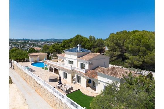 Villa in Moraira zu verkaufen, Woongedeelte 466 m², Bouwjaar 2005, Klimaanlage, Grondstuk 2040 m², 5 Slaapkamers, 5 Badkamers, Pool, ref.: AM-12515DR-20