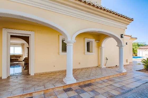 Villa in Moraira zu verkaufen, Woongedeelte 466 m², Bouwjaar 2005, Klimaanlage, Grondstuk 2040 m², 5 Slaapkamers, 5 Badkamers, Pool, ref.: AM-12515DR-30
