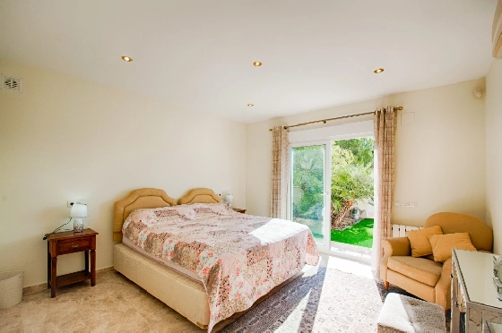 Villa in Moraira zu verkaufen, Woongedeelte 466 m², Bouwjaar 2005, Klimaanlage, Grondstuk 2040 m², 5 Slaapkamers, 5 Badkamers, Pool, ref.: AM-12515DR-44