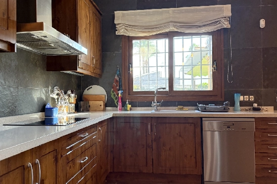 Finca in Els Poblets(Xironets) zu verkaufen, Woongedeelte 220 m², Bouwjaar 2008, + Zentralheizung, Klimaanlage, Grondstuk 540 m², 3 Slaapkamers, 2 Badkamers, Pool, ref.: GC-0125-16