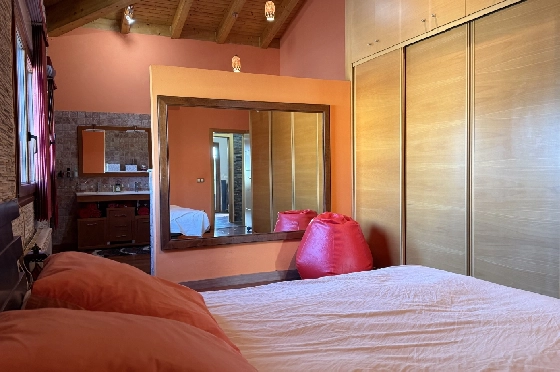 Finca in Els Poblets(Xironets) zu verkaufen, Woongedeelte 220 m², Bouwjaar 2008, + Zentralheizung, Klimaanlage, Grondstuk 540 m², 3 Slaapkamers, 2 Badkamers, Pool, ref.: GC-0125-20