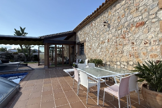 Finca in Els Poblets(Xironets) zu verkaufen, Woongedeelte 220 m², Bouwjaar 2008, + Zentralheizung, Klimaanlage, Grondstuk 540 m², 3 Slaapkamers, 2 Badkamers, Pool, ref.: GC-0125-3