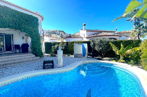 Villa in Pedreguer(Monte Solana) zu verkaufen, Woongedeelte 87 m², Bouwjaar 1999, Zustand gepflegt, + Ofen, Klimaanlage, Grondstuk 426 m², 3 Slaapkamers, 3 Badkamers, Pool, ref.: AS-2425-22