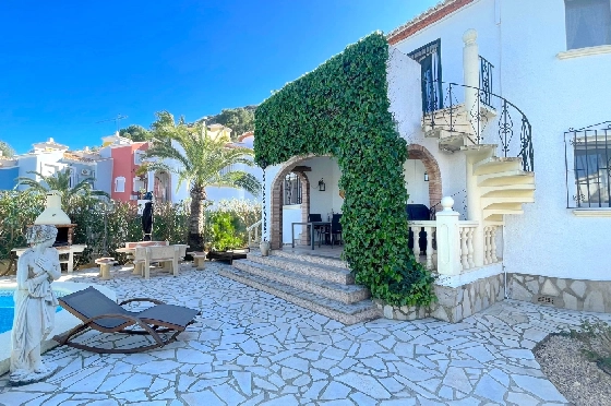 Villa in Pedreguer(Monte Solana) zu verkaufen, Woongedeelte 87 m², Bouwjaar 1999, Zustand gepflegt, + Ofen, Klimaanlage, Grondstuk 426 m², 3 Slaapkamers, 3 Badkamers, Pool, ref.: AS-2425-4