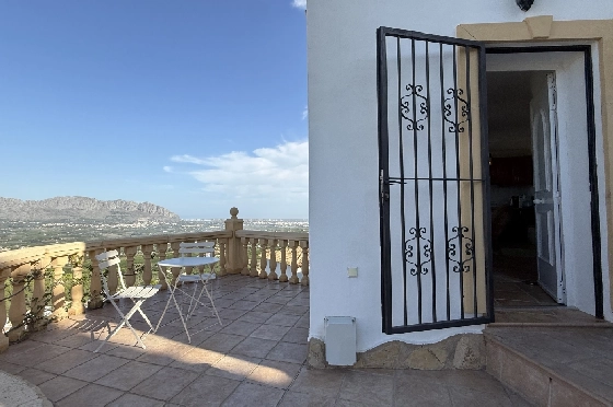 Villa in Pedreguer zu verkaufen, Woongedeelte 130 m², Bouwjaar 2002, Zustand gepflegt, + KLIMA, Klimaanlage, Grondstuk 876 m², 3 Slaapkamers, 2 Badkamers, Pool, ref.: RG-1325-10