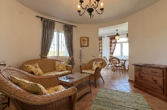 Villa in Pedreguer zu verkaufen, Woongedeelte 130 m², Bouwjaar 2002, Zustand gepflegt, + KLIMA, Klimaanlage, Grondstuk 876 m², 3 Slaapkamers, 2 Badkamers, Pool, ref.: RG-1325-13