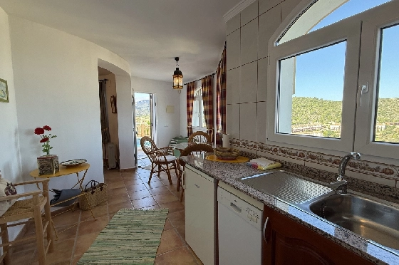 Villa in Pedreguer zu verkaufen, Woongedeelte 130 m², Bouwjaar 2002, Zustand gepflegt, + KLIMA, Klimaanlage, Grondstuk 876 m², 3 Slaapkamers, 2 Badkamers, Pool, ref.: RG-1325-15