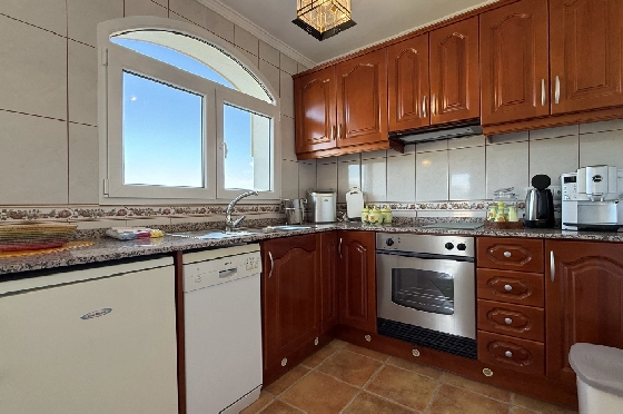 Villa in Pedreguer zu verkaufen, Woongedeelte 130 m², Bouwjaar 2002, Zustand gepflegt, + KLIMA, Klimaanlage, Grondstuk 876 m², 3 Slaapkamers, 2 Badkamers, Pool, ref.: RG-1325-16