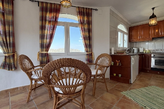 Villa in Pedreguer zu verkaufen, Woongedeelte 130 m², Bouwjaar 2002, Zustand gepflegt, + KLIMA, Klimaanlage, Grondstuk 876 m², 3 Slaapkamers, 2 Badkamers, Pool, ref.: RG-1325-17