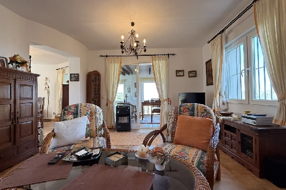 Villa in Pedreguer zu verkaufen, Woongedeelte 130 m², Bouwjaar 2002, Zustand gepflegt, + KLIMA, Klimaanlage, Grondstuk 876 m², 3 Slaapkamers, 2 Badkamers, Pool, ref.: RG-1325-25