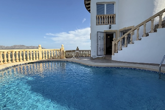 Villa in Pedreguer zu verkaufen, Woongedeelte 130 m², Bouwjaar 2002, Zustand gepflegt, + KLIMA, Klimaanlage, Grondstuk 876 m², 3 Slaapkamers, 2 Badkamers, Pool, ref.: RG-1325-3
