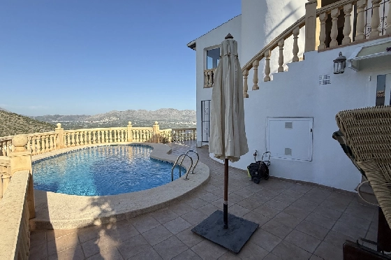 Villa in Pedreguer zu verkaufen, Woongedeelte 130 m², Bouwjaar 2002, Zustand gepflegt, + KLIMA, Klimaanlage, Grondstuk 876 m², 3 Slaapkamers, 2 Badkamers, Pool, ref.: RG-1325-4