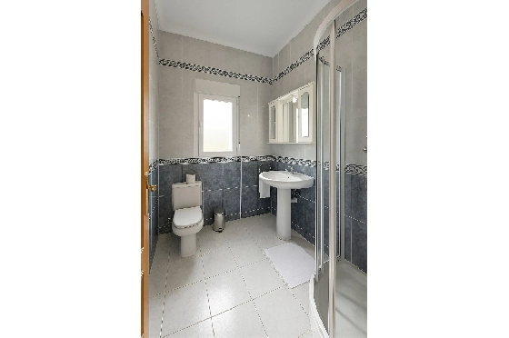 Villa in La Sella(La Sella) zu verkaufen, Woongedeelte 379 m², Zustand gepflegt, + KLIMA, Klimaanlage, Grondstuk 1699 m², 4 Slaapkamers, 4 Badkamers, Pool, ref.: MG-0925-19