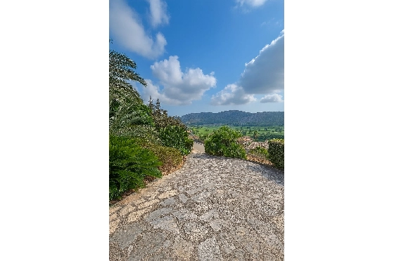 Villa in La Sella(La Sella) zu verkaufen, Woongedeelte 379 m², Zustand gepflegt, + KLIMA, Klimaanlage, Grondstuk 1699 m², 4 Slaapkamers, 4 Badkamers, Pool, ref.: MG-0925-3