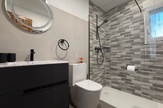 Villa in Els Poblets zur Ferienvermietung, Woongedeelte 100 m², Bouwjaar 1983, Zustand gepflegt, + KLIMA, Klimaanlage, Grondstuk 353 m², 3 Slaapkamers, 1 Badkamers, Pool, ref.: T-0325-10